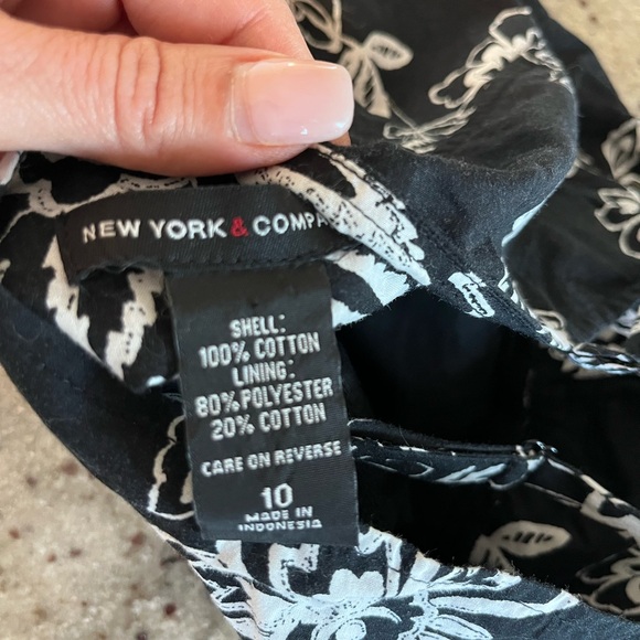 New York & Company Black Floral Midi Dress – Size 10 - Picture 4 of 4